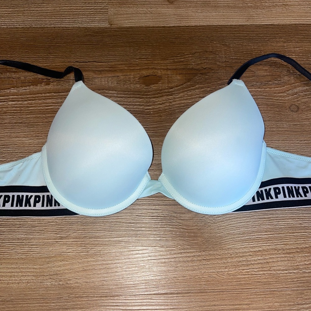 Victoria Secret PINK Push Up Bra